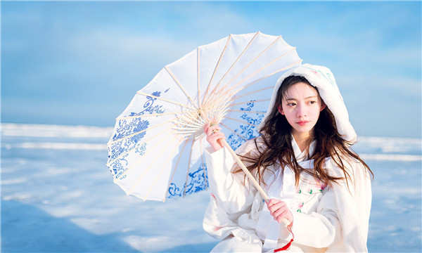 科尔沁右翼中试管代怀生子多少钱一个？助孕之路的费用分析与方案选择